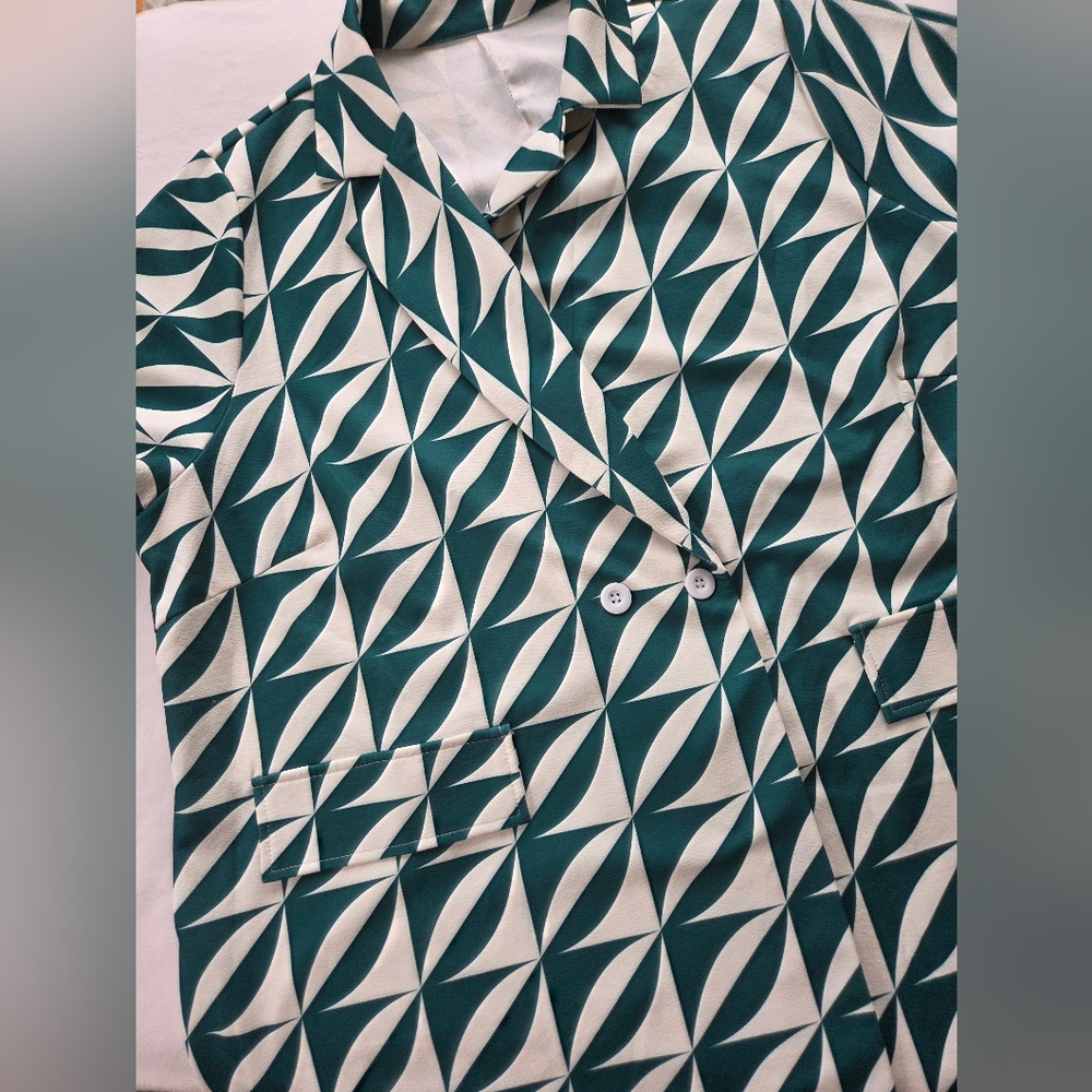 Geometric Patterned Blazer